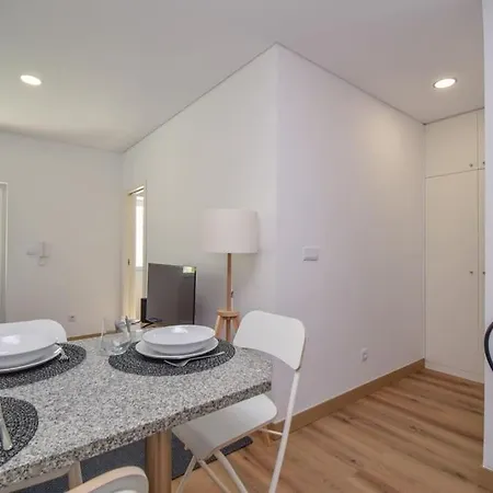 Charmoso Com 1 - 10 Minutos Da Apartment Parede